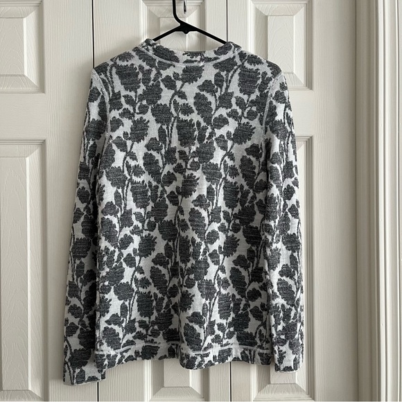 LOFT Gray and Black Floral Women Sweater - Picture 2 of 4